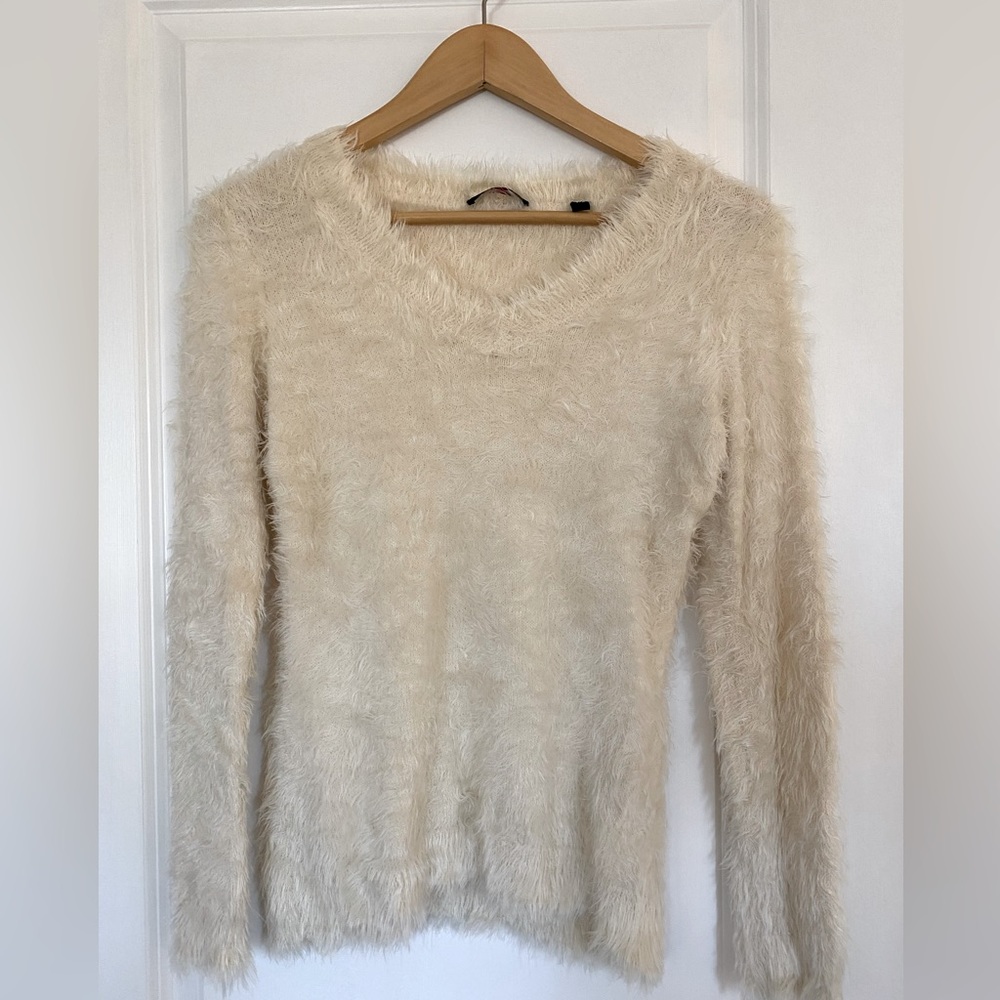 Cyrus Sweater - Picture 3 of 6